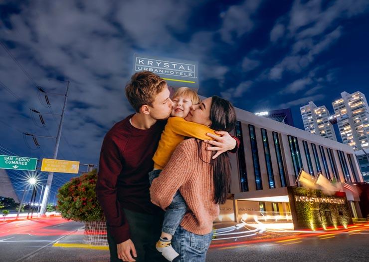 WINTER IS BETTER WHEN YOU TRAVEL! Krystal Urban® Monterrey San Jeronimo WINTER IS BETTER WHEN YOU TRAVEL! Krystal Urban® Monterrey San Jeronimo