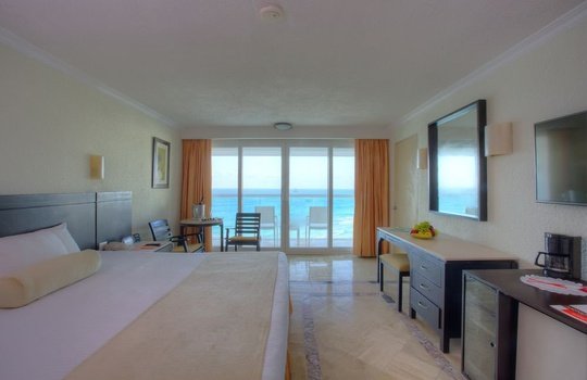 Deluxe Ocean View Krystal Cancún Hotel - 