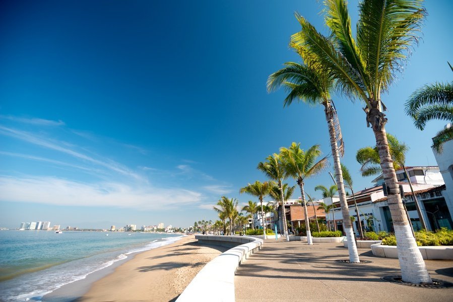 Recommendations if you are looking in puerto vallarta a hotel Hotel Krystal Urban Monterrey San Jeronimo