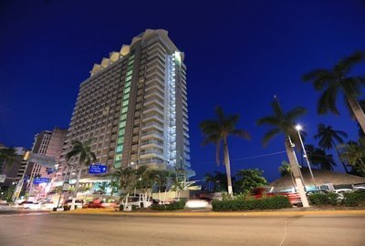  Krystal Beach Acapulco Hotel - 
