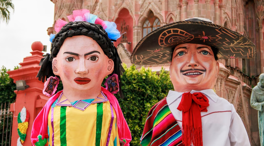 What Is the Desfile de Locos in San Miguel de Allende, Mexico and how can you enjoy it? Krystal Hotels & Resorts What Is the Desfile de Locos in San Miguel de Allende, Mexico and how can you enjoy it? Krystal Hotels & Resorts