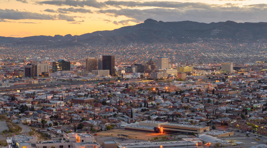 MEXICAN INDEPENDENCE DAY IN CIUDAD JUÁREZ: WHERE TO CELEBRATE “EL GRITO” AND WHERE TO STAY Krystal Hotels & Resorts MEXICAN INDEPENDENCE DAY IN CIUDAD JUÁREZ: WHERE TO CELEBRATE “EL GRITO” AND WHERE TO STAY Krystal Hotels & Resorts