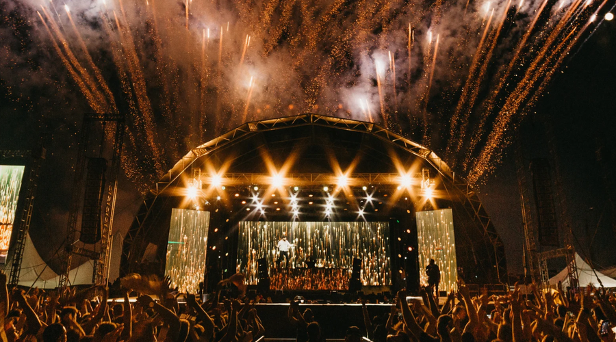 EVERYTHING YOU NEED TO KNOW TO ENJOY THE CORONA CAPITAL FESTIVAL Krystal Hotels & Resorts EVERYTHING YOU NEED TO KNOW TO ENJOY THE CORONA CAPITAL FESTIVAL Krystal Hotels & Resorts