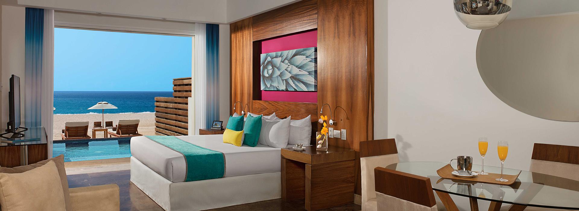 Altitude® Krystal Grand® Los Cabos Altitude® Krystal Grand® Los Cabos