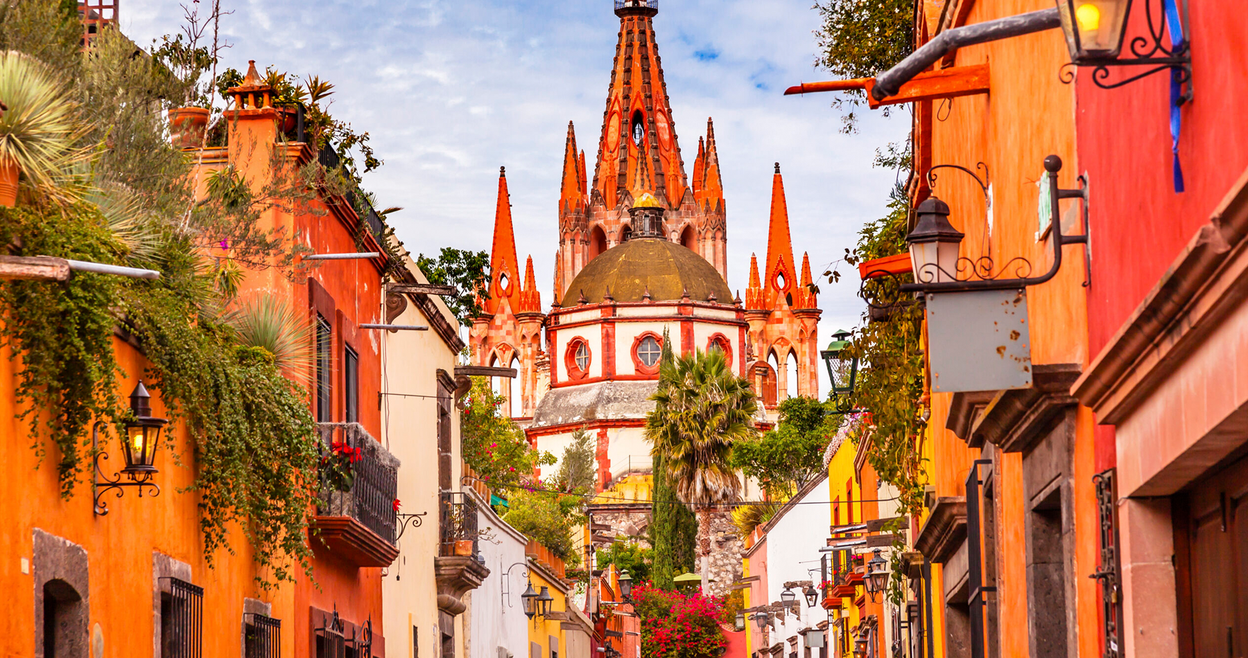 DISCOVER SAN MIGUEL DE ALLENDE:The heart of Mexico Krystal Hotels & Resorts DISCOVER SAN MIGUEL DE ALLENDE:The heart of Mexico Krystal Hotels & Resorts