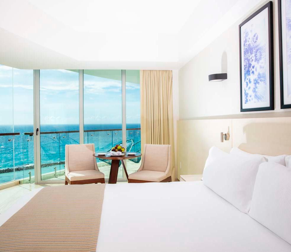 Krystal Grand® Cancún All Inclusive Krystal Grand® Cancún All Inclusive