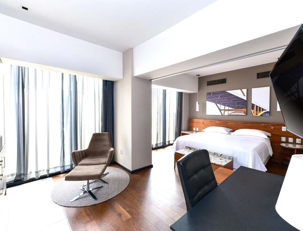 Krystal Grand® Suites Insurgentes Mexico City Krystal Grand® Suites Insurgentes Mexico City