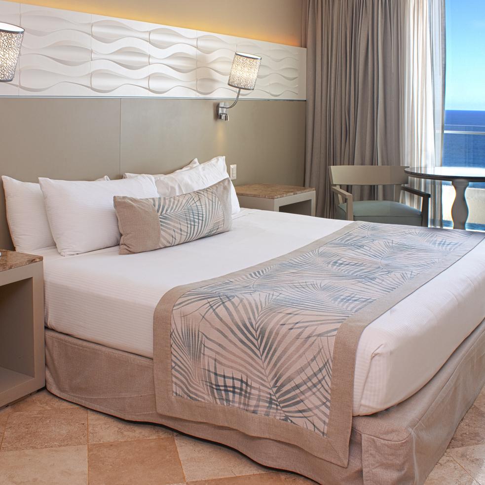 Krystal Grand® Cancún All Inclusive Krystal Grand® Cancún All Inclusive
