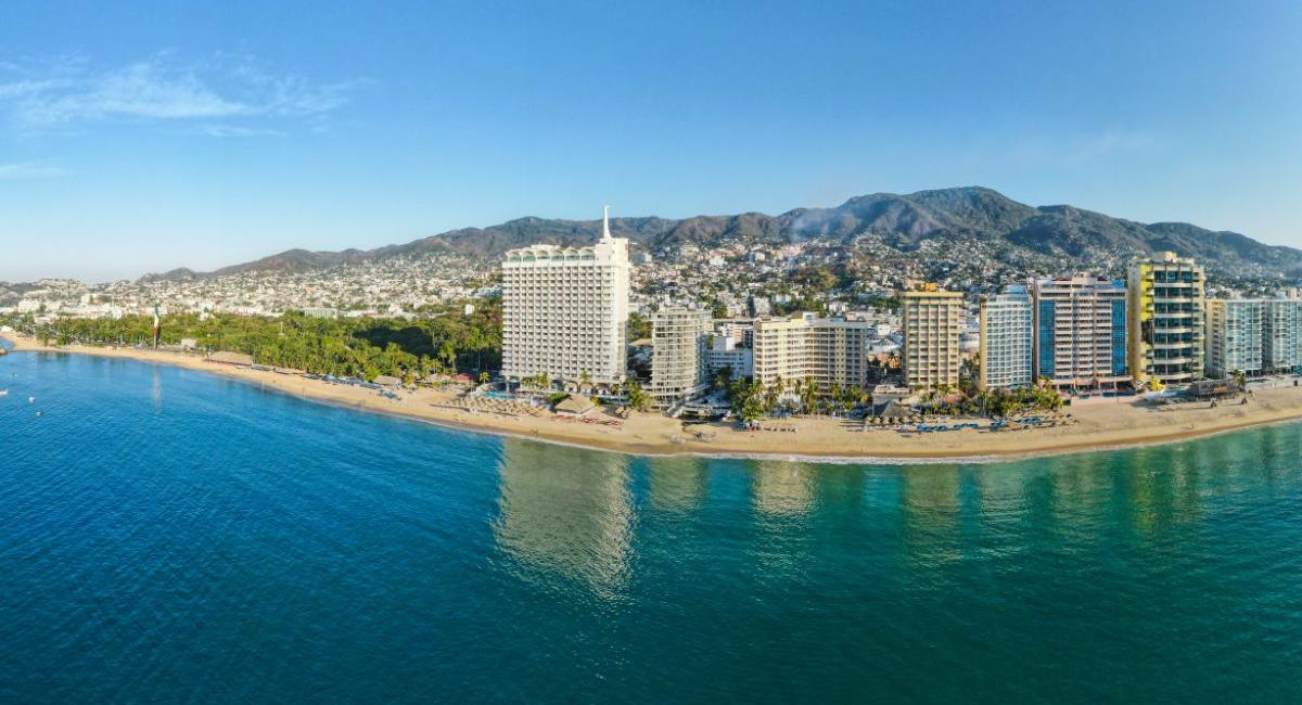 Krystal® Beach Acapulco  Krystal® Beach Acapulco  Krystal® Beach Acapulco  Krystal® Beach Acapulco