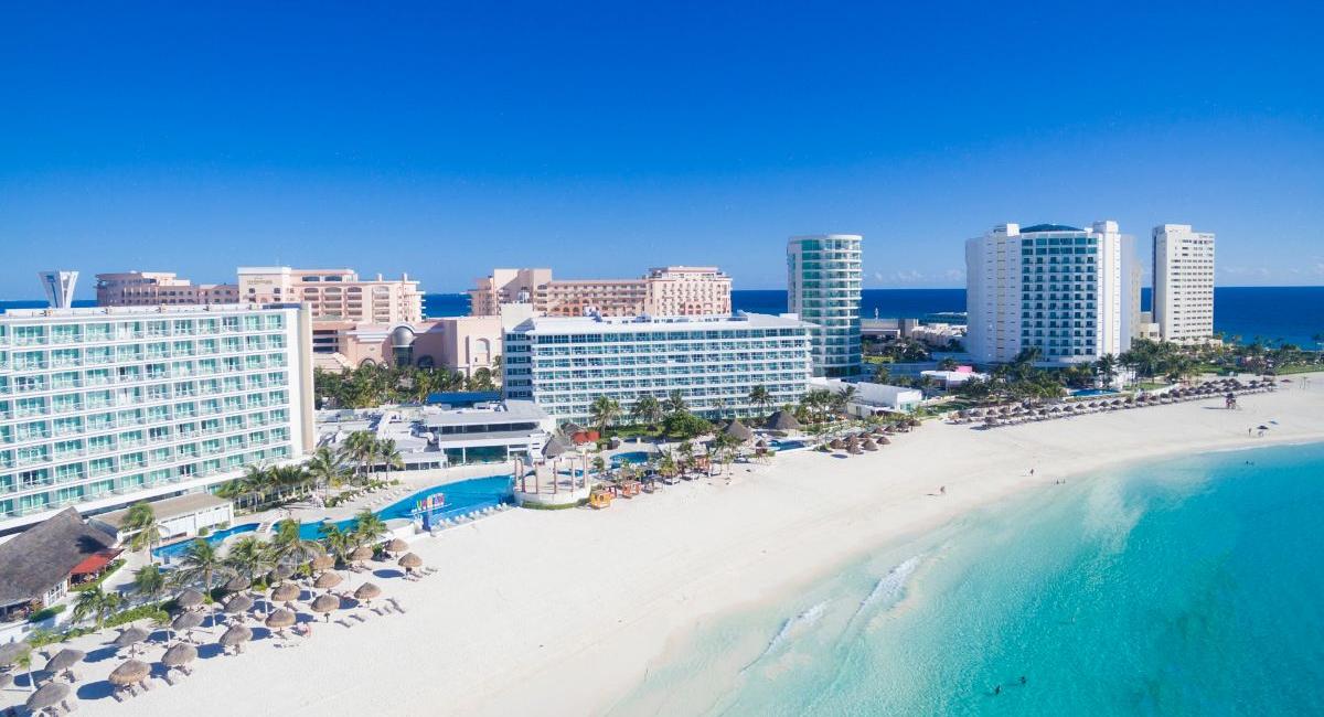 Krystal® Cancún  Krystal® Cancún  Krystal® Cancún  Krystal® Cancún