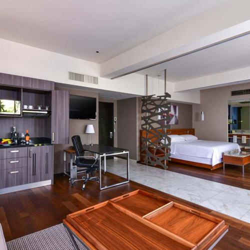 Krystal Grand® Suites Insurgentes Mexico City Krystal Grand® Suites Insurgentes Mexico City