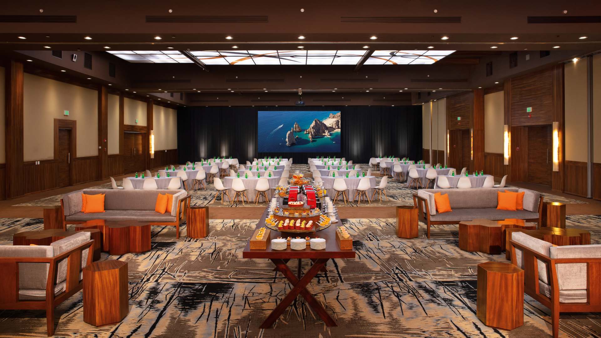  Krystal Hotels & Resorts