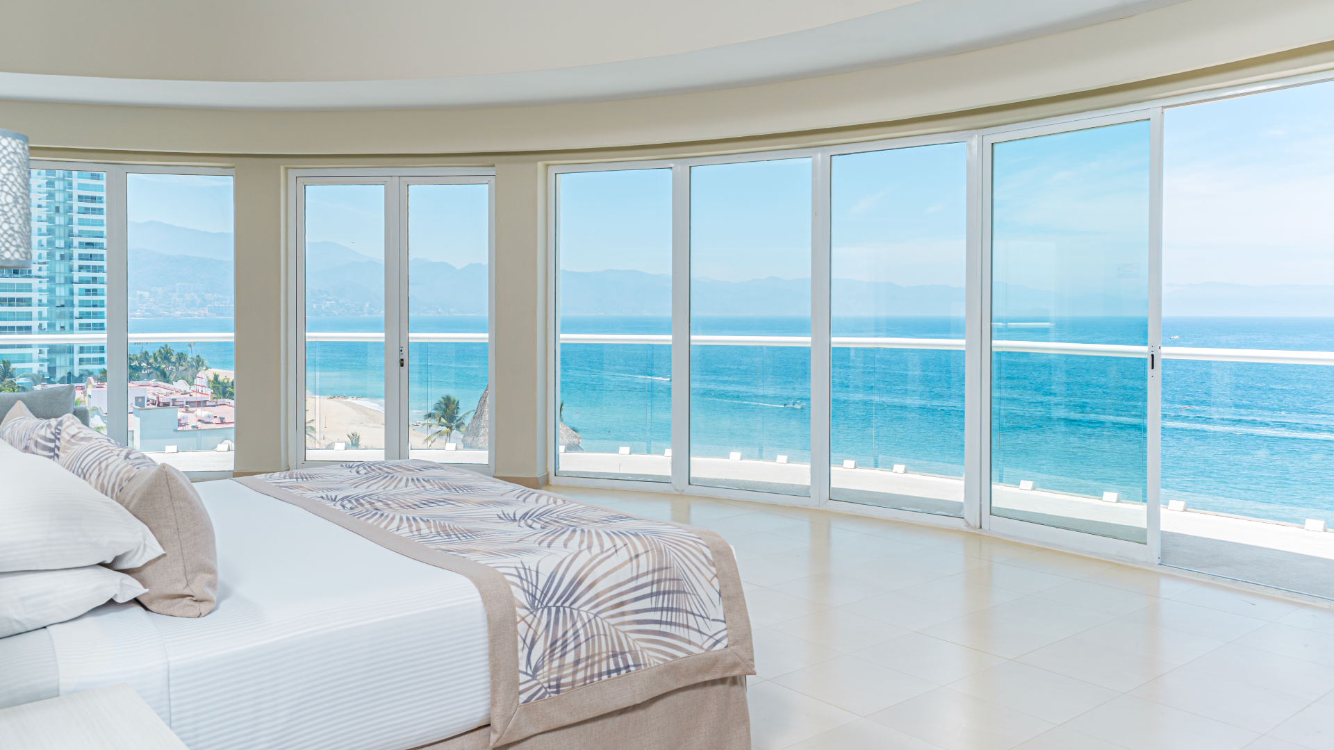  Krystal Hotels & Resorts