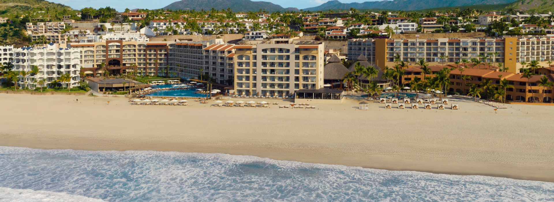 CHRISTMAS AND NEW YEAR’S IN LOS CABOS Krystal Hotels & Resorts