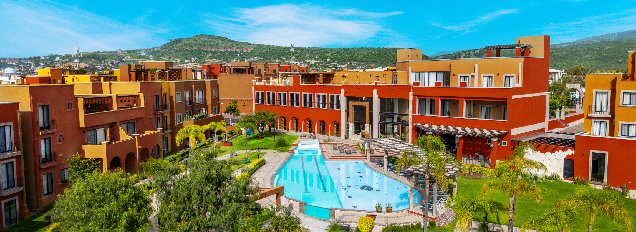 What Is the Desfile de Locos in San Miguel de Allende, Mexico and how can you enjoy it? Krystal Hotels & Resorts What Is the Desfile de Locos in San Miguel de Allende, Mexico and how can you enjoy it? Krystal Hotels & Resorts