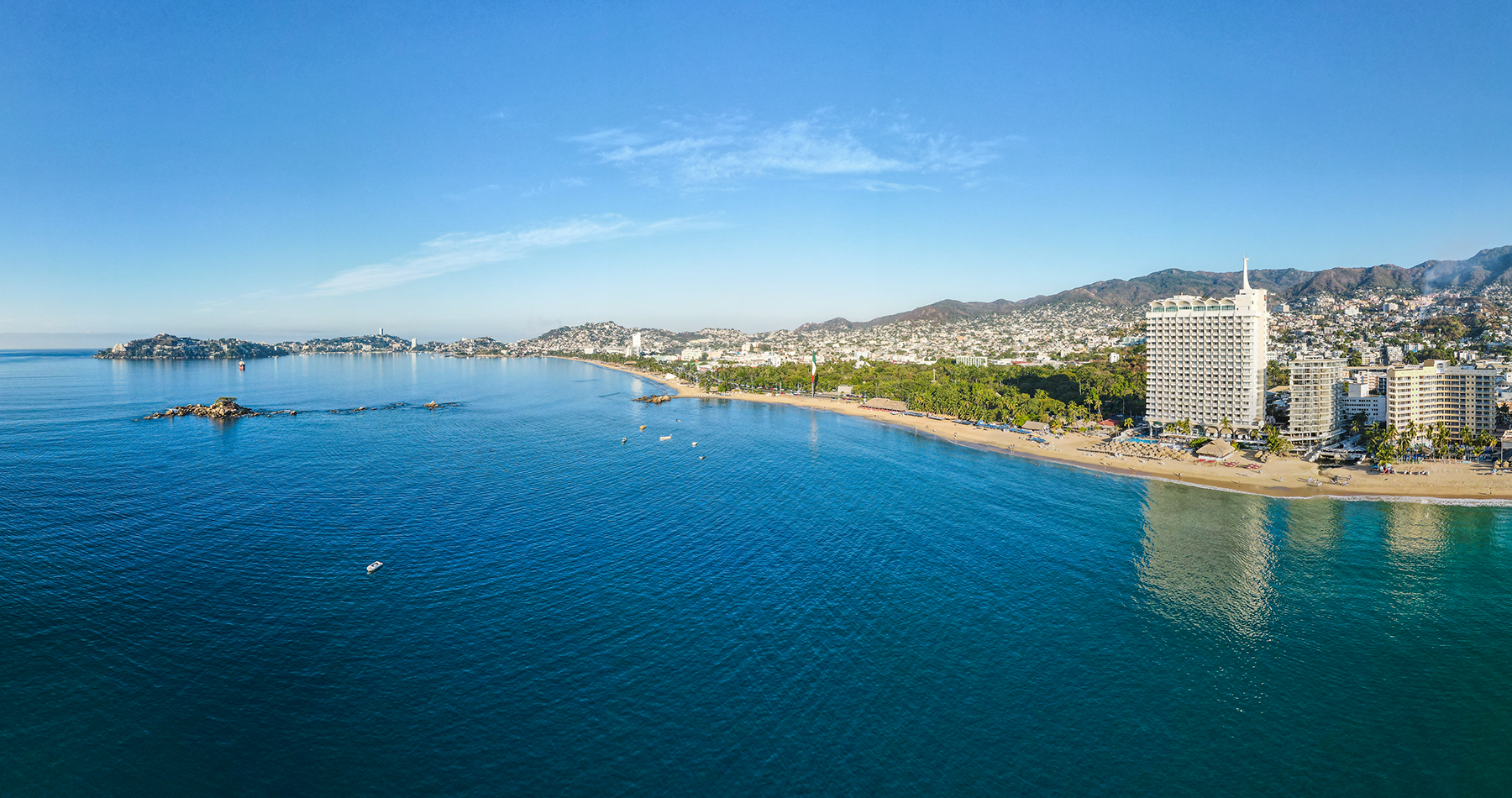 Discover Acapulco, the eternal glow of the Pacific Krystal Hotels & Resorts