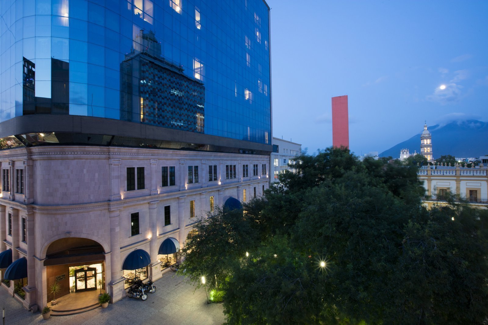 Krystal Monterrey Hotel - 
